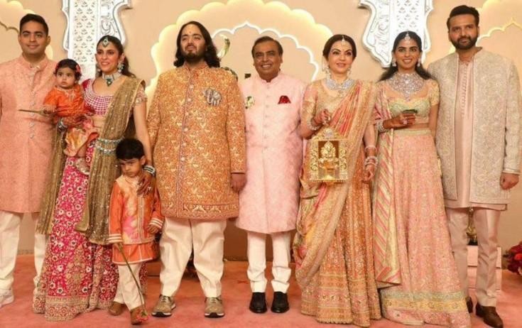 Hindistanda əsrin toyu oldu - 600 milyon XƏRCLƏNDİ (FOTOLAR)